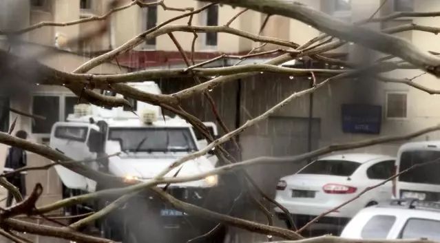 Diyarbakır'da Cinnet: Eşini Öldüren ve Kuzenini Yaralayan Zanlı Tutuklandı