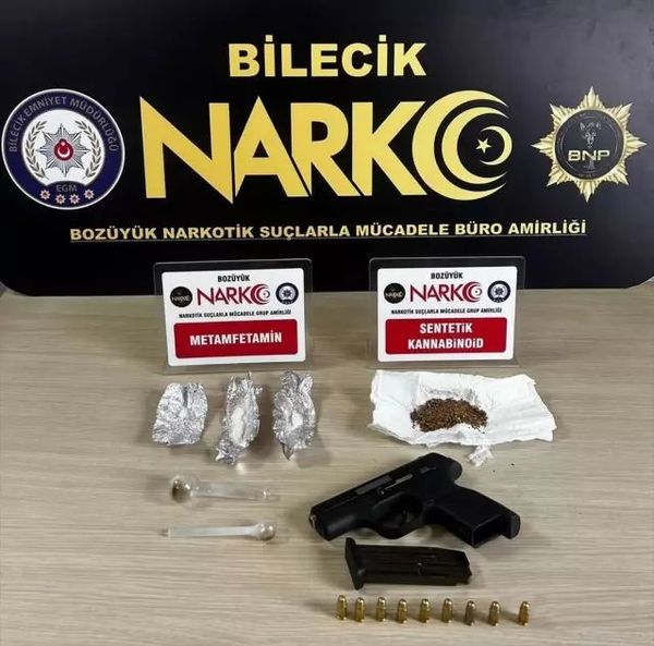 Bozüyük'te Uyuşturucu ve Ruhsatsız Tabanca Ele Geçirildi