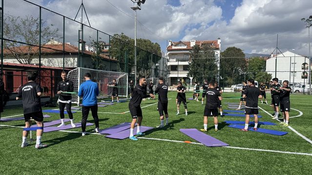 Marmaris Yat Marin MFK, Kumluca Belediyespor Maçı İçin Hazırlıklarını Sürdürüyor