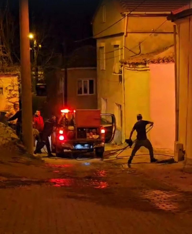 Muğla’da Sabah Saatlerinde Ev Yangını: Yaşlı Çift Hayatını Kaybetti