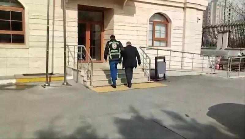 Esenyurt'ta Trafik Tartışması Servis Şoförü ve Otomobil Sürücüsünü Karşı Karşıya Getirdi