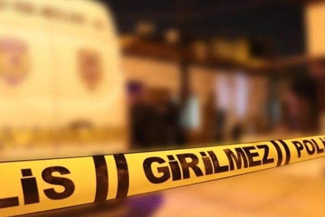 Adana Seyhan'da Silahlı Çatışma: 1 Ölü, 3 Yaralı