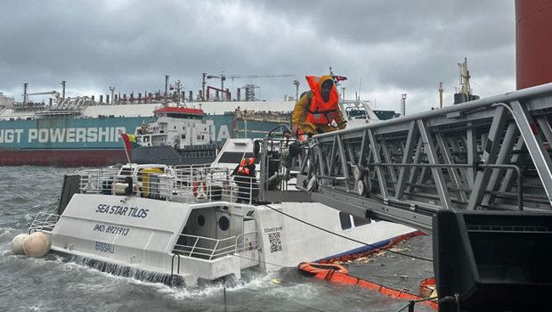 Fırtına Nedeniyle Gemide Mahsur Kalan 6 Personel Kurtarıldı