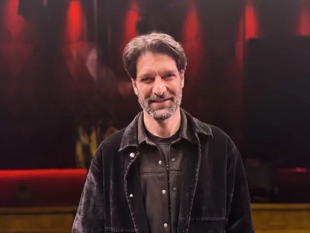 DasDas Sahnesinde Haldun Taner'in "Sersem Kocanın Kurnaz Karısı" Oyunu Yeniden Canlanıyor