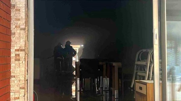 Alanya'daki Tadilat Otelinde Çıkan Yangın Hızlı Müdahale ile Söndürüldü