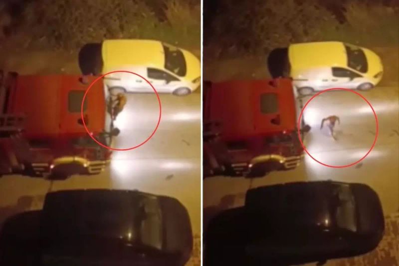 Başakşehir'de Evini Ateşe Veren Şahıs Yarı Çıplak İtfaiye Ekiplerine Engel Oldu