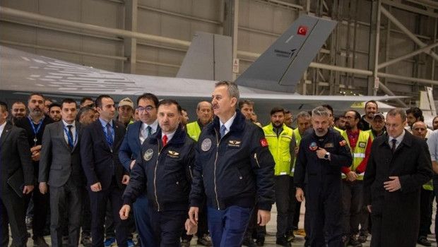Savunma Sanayii Başkanı Haluk Görgün, KAAN Hangarını İnceledi; Yeni Prototipler Gösterildi