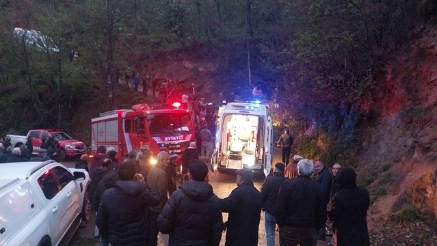 Ordu'da Trafik Kazası: Baba ve Kızı Hayatını Kaybetti, 1 Kişi Ağır Yaralı