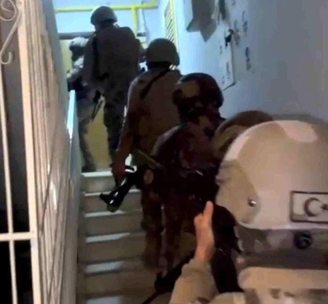 Hatay'da 4 DEAŞ Üyesi Tutuklandı