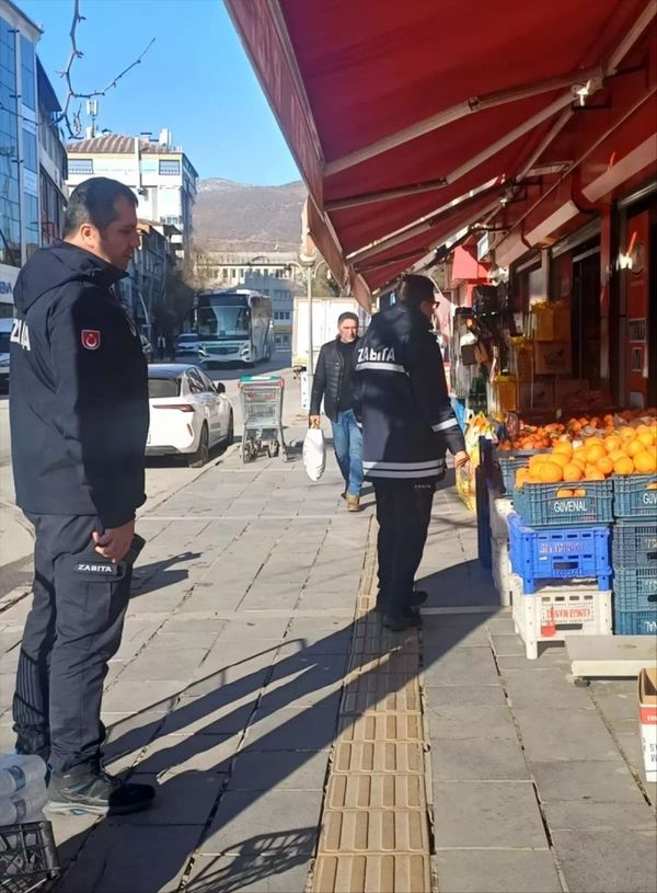 Tunceli Zabıtası Halk Sağlığı İçin İşletmeleri Denetledi