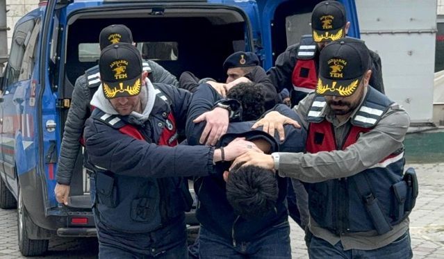 Bafra’da TikTok’tan Terör Propagandası Yapan İki İşçi Adli Kontrolle Serbest