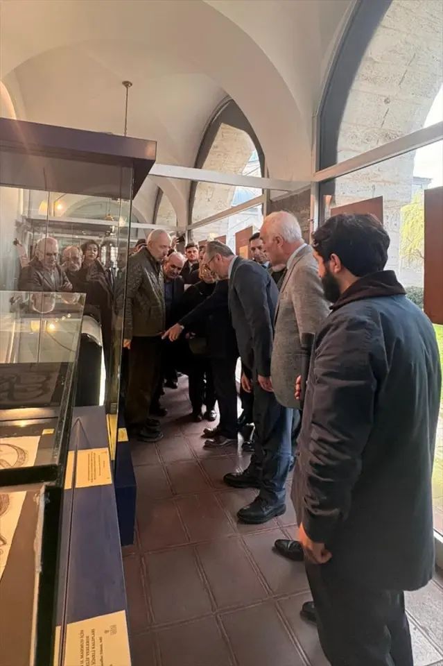 Hattat Mustafa Rakım Efendi Yazı Kalıpları Sergisi Süleymaniye'de Açıldı