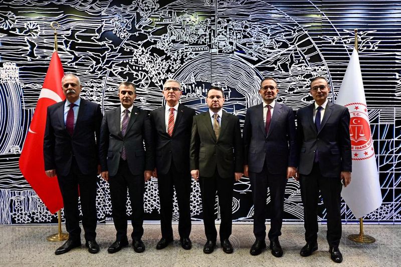 Bakan Akın Gürlek: Geciken Dosyalar Titizlikle Takip Edilecek