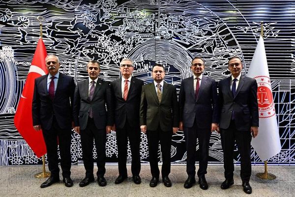 Bakan Akın Gürlek: Geciken Dosyalar Titizlikle Takip Edilecek