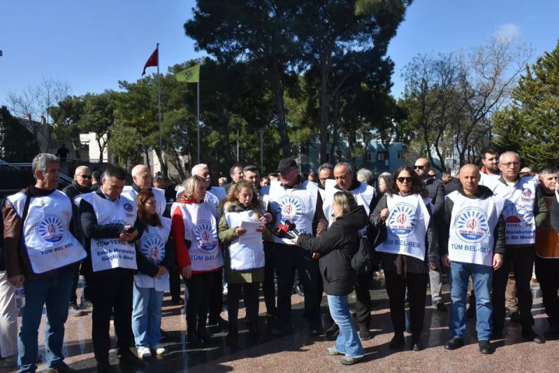 Buca Belediyesi Memurları, Geriye Dönük Hakları İçin İş Bıraktı