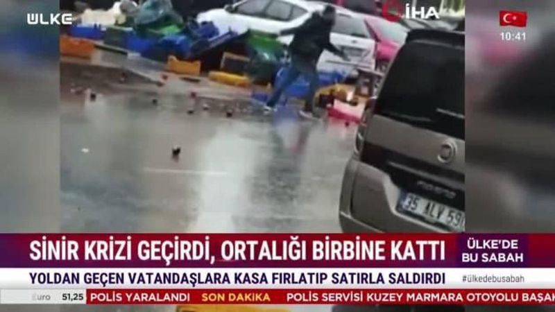 İzmir Bornova'da Satırlı Manav Çevreye Korku Saçtı