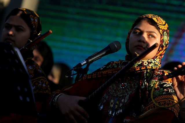 Minab Saldırılarında Hayatını Kaybeden Öğrenciler Tahran'da Anıldı