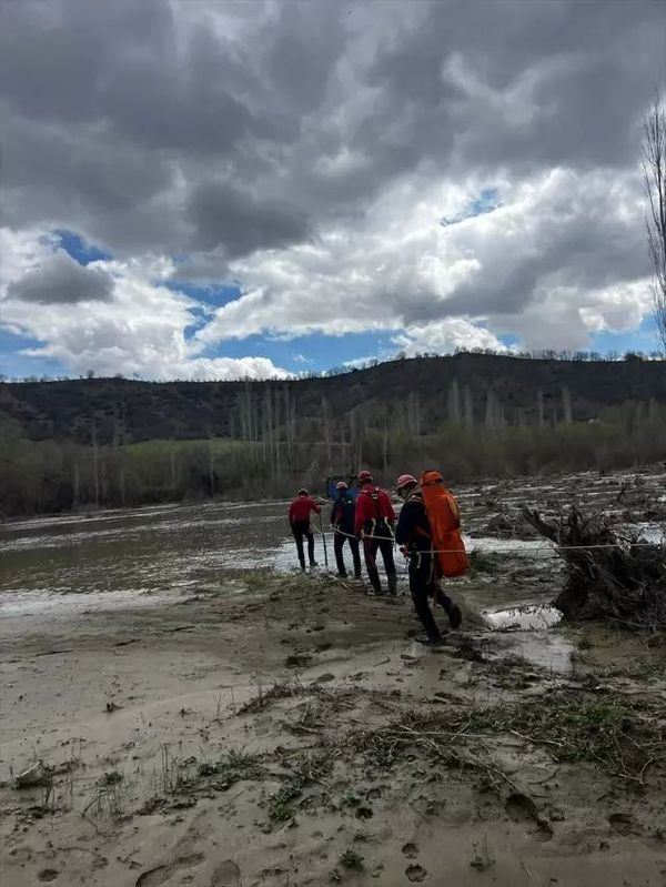 81 Yaşındaki Alzheimer Hastası Pazarcık'ta Aksu Çayı'nda Ölü Bulundu