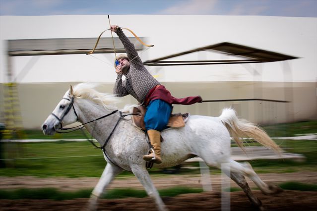Avukat Alperen Alptekin, Atlı Okçuluğun Olimpiyatlara Girmesi İçin Çağrıda Bulundu