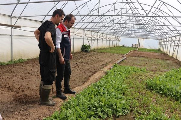 Kızılay Öğrencilere Çorba İkram Etti, Eğitim ve Tarımda İşbirlikleri Sürüyor
