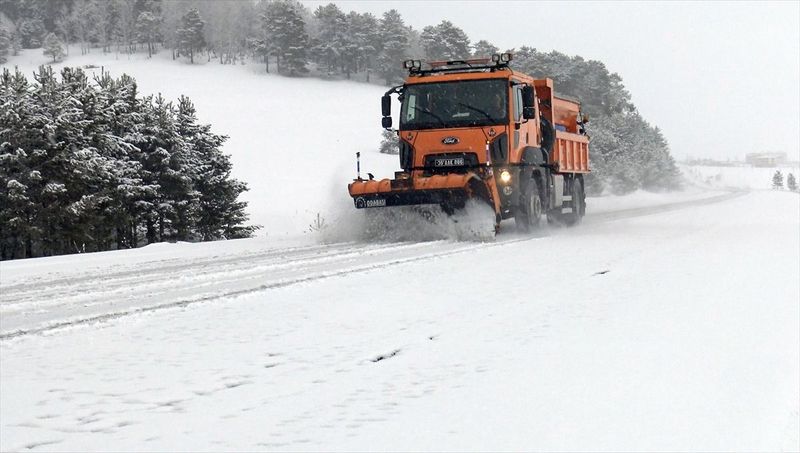 Kars ve Ardahan’da Nisan Ayında Yoğun Kar Yağışı Etkili Oldu