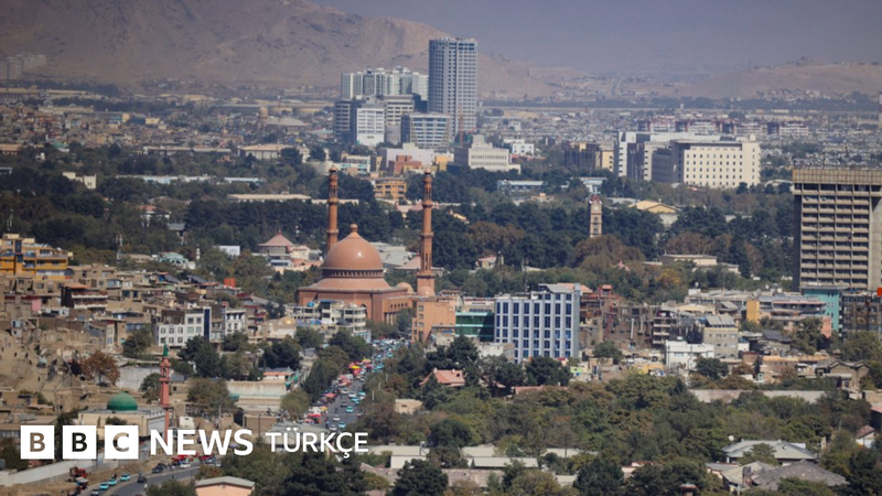 Pakistan Hava Saldırılarıyla Kabil ve Kandahar'daki Taliban Hedeflerini Vurdu