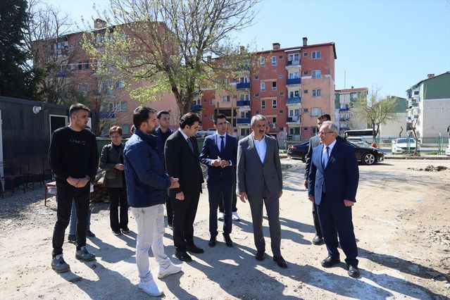 Edirne Valisi Yunus Sezer, 1. Murat Mahallesi'ndeki Yeni Okul İnşaatını İnceledi
