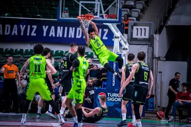 Yukatel Merkezefendi Belediyesi Basket, TOFAŞ'ı 93-88 Yendi