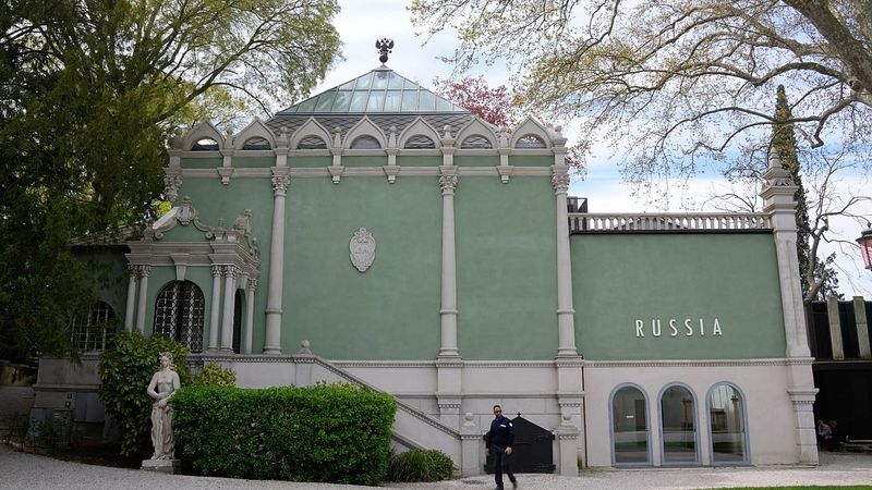 AP Milletvekilleri Rusya'nın 61. Venedik Bienali Katılımını Engellemeye Çağırdı