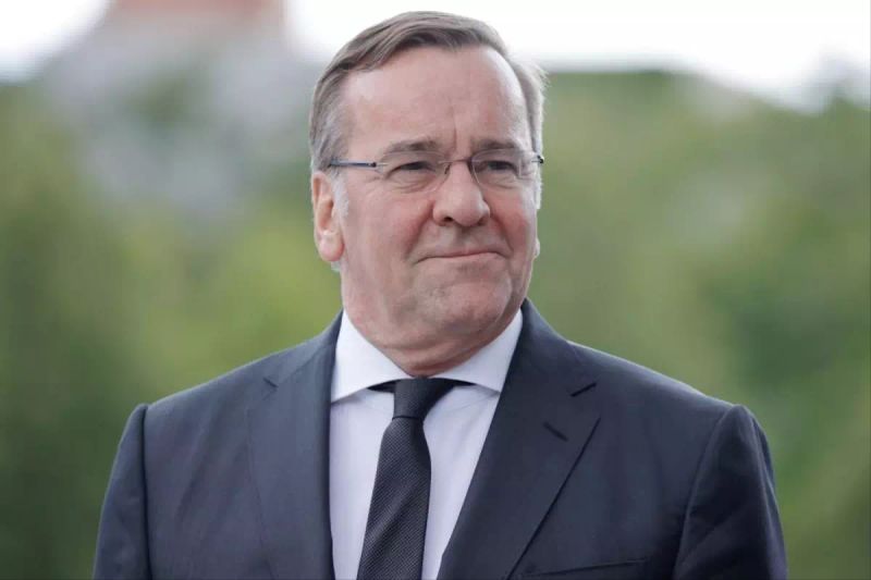 Almanya Savunma Bakanı Pistorius'tan Türkiye'nin NATO Katkısına Övgü