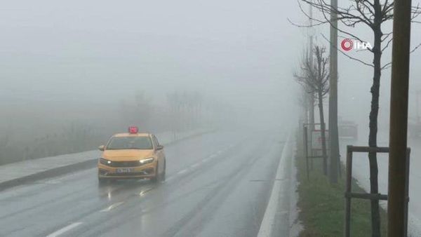 İstanbul Arnavutköy'de Yoğun Sis Görüş Mesafesini Azalttı