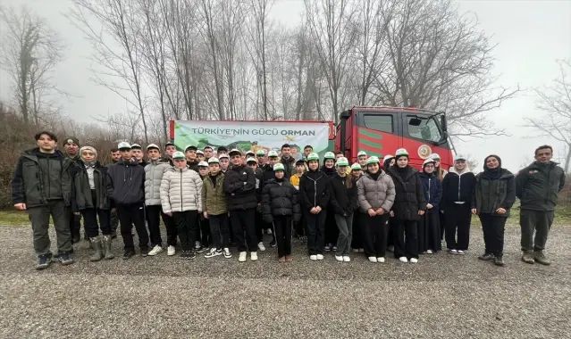 Türkeli'de Orman Haftası Kapsamında Fidan Dikimi Yapıldı