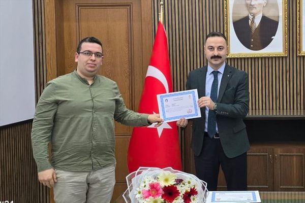 Havza Kaymakamı Mustafa Ayvat Emniyet Personeline Başarı Belgesi Takdim Etti