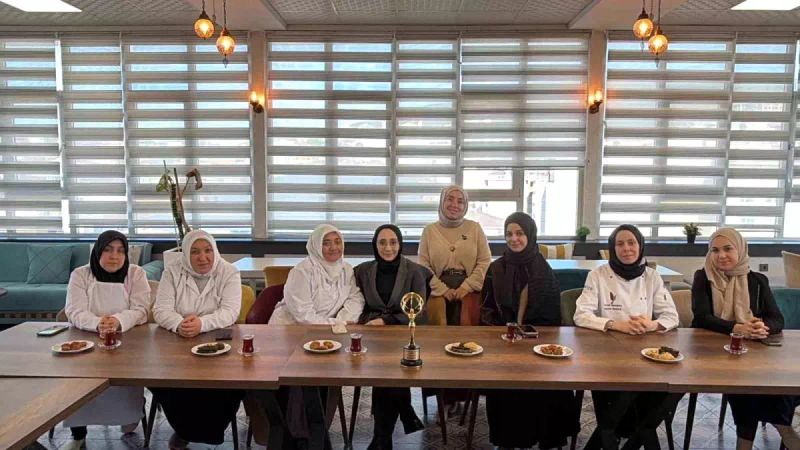 Sultanbeyli’nin Hemdem Kadın Kooperatifi Türkiye Birincisi Oldu