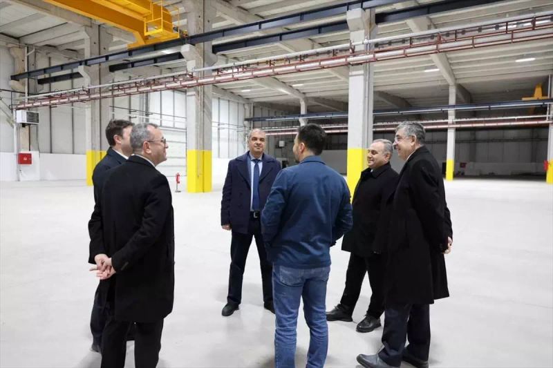 Rektör Altun, TOMTAŞ Havacılık ve Teknoloji A.Ş.'yi Ziyaret Etti