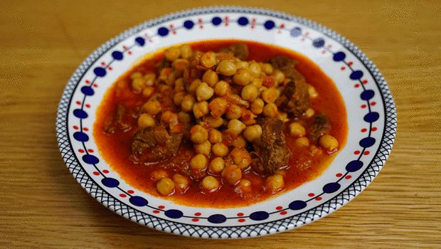 Etli Nohut Yemeği Nasıl Hazırlanır? Püf Noktaları ve Detaylı Tarifi