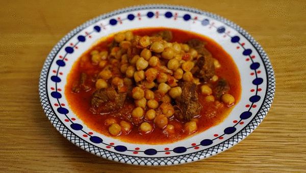 Etli Nohut Yemeği Nasıl Hazırlanır? Püf Noktaları ve Detaylı Tarifi