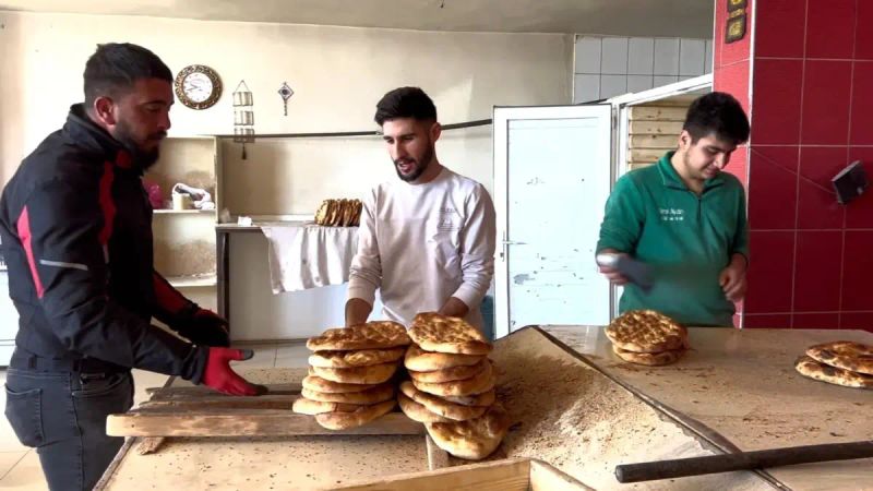 Adilcevaz'daki Fırınlar Ramazan Pidesini Geçen Yılki Fiyatla Satacak