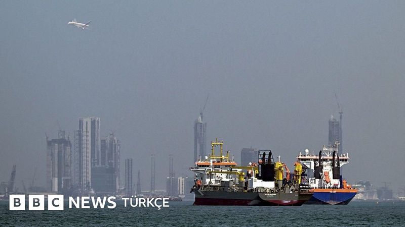 Ulaştırma Bakanı: Hürmüz Boğazı'nda 15 Türk Gemisi Beklemede