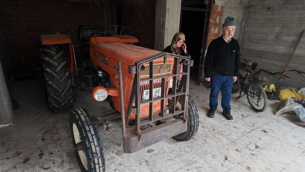 Köyde Kullandığı Traktöre Otoyolda Kesilen Ceza Satışı Engelledi