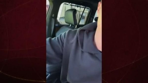 İtalya'da Galatasaraylı Taraftarlardan Kenan Yıldız’a Yoğun Sevgi Gösterisi