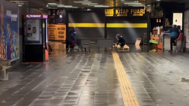 Şiddetli Yağış İstanbul'da Ulaşımı Etkiledi: Mecidiyeköy Metro İstasyonu Su Altında Kaldı