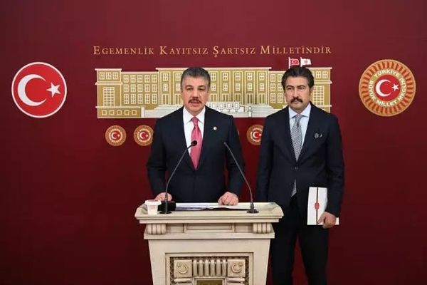 Cüneyt Yüksel'den İsrail'in Filistinlilere İdam Yasasına Sert Eleştiri