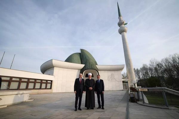 TBMM Başkanı Kurtulmuş, Hırvatistan'da 'Ayasofya' Konulu Sergiyi Açtı