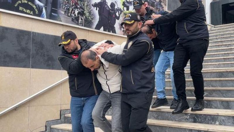 İstanbul Sultangazi'de Şüphe Üzerine İşlenen Cinayet: Zanlı Yakalandı