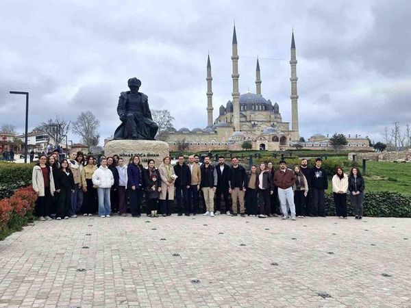Edirne'de Mimar Sinan'ın 438. Ölüm Yıldönümünde Anma Etkinliği Düzenlendi