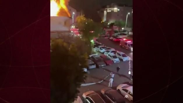 İran'ın Füze Saldırısı Tel Aviv'de Sirenleri Aktifleştirdi