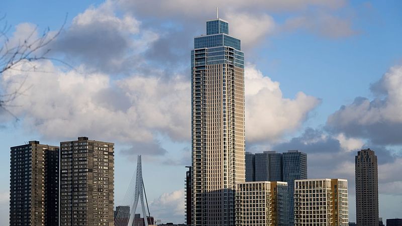 Rotterdam'daki sinagog patlamasıyla ilgili 4 genç terör şüphesiyle gözaltında