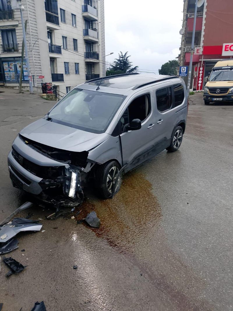 Zonguldak'ta Yeni Göreve Başlayan Öğretmen Melike Arıkan Kazada Hayatını Kaybetti