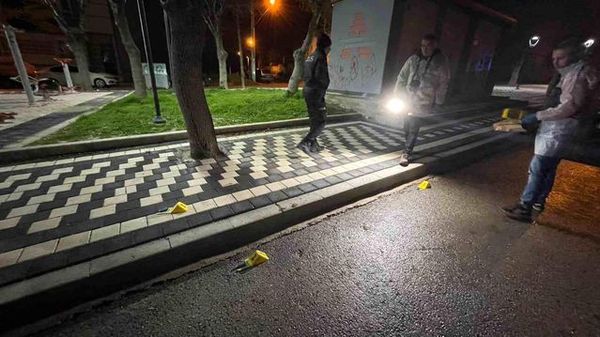 Karaman'da Kimliği Belirsiz Kişiler Tüfekle Rastgele Ateş Açtı